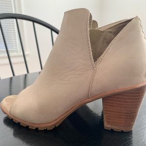 Sorel Cream Ankle Booties